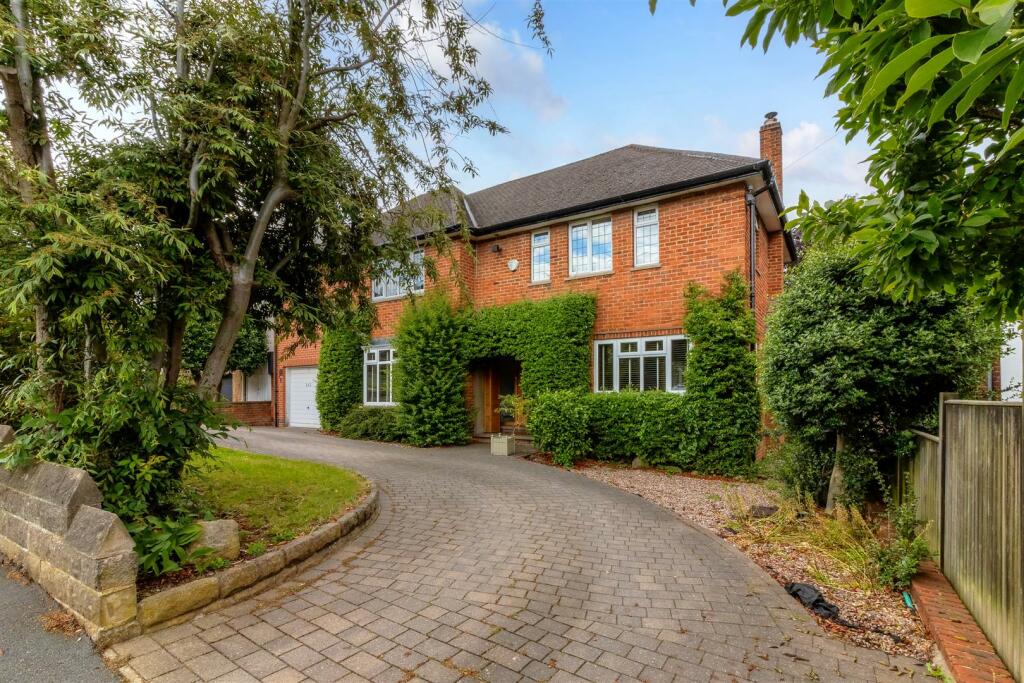 4 bedroom detached house for sale in Dobcroft Road, Ecclesall, Sheffield, S11