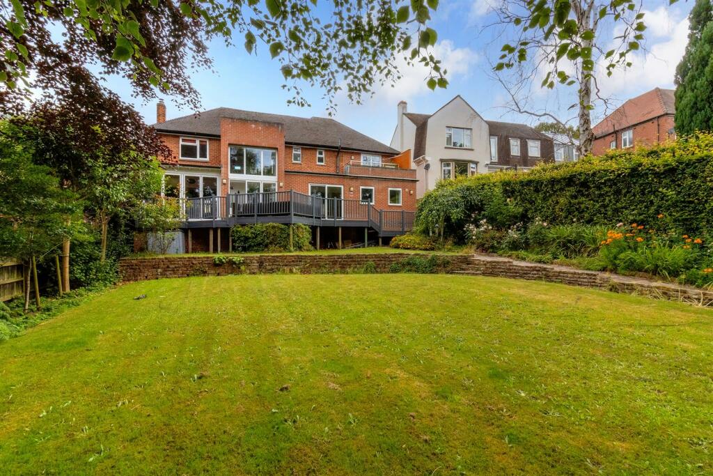 4 bedroom detached house for sale in Dobcroft Road, Ecclesall