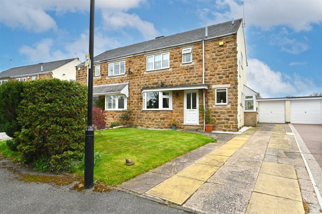 3 bedroom semidetached house for sale in Leyfield Road, Dore