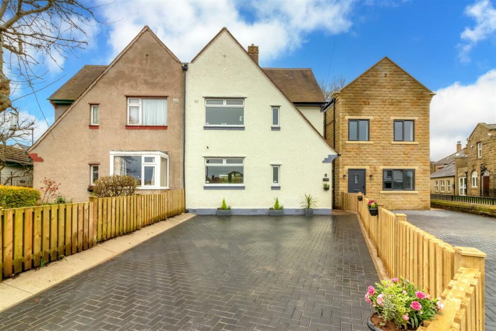 3 bedroom semidetached house for sale in Redmires Road, Lodge Moor
