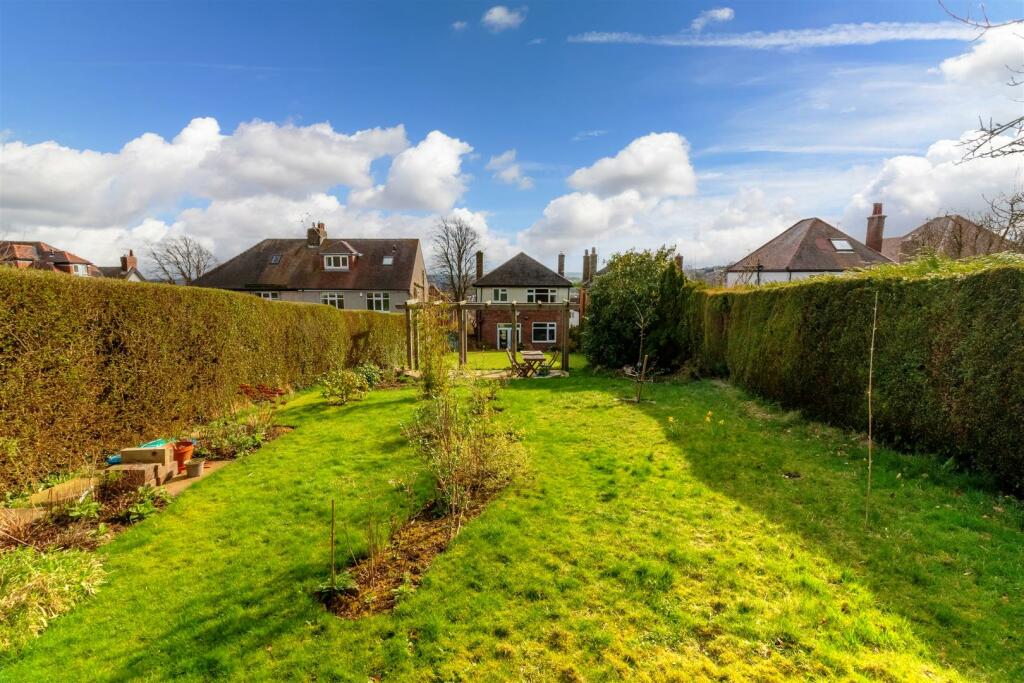 3 bedroom detached house for sale in Knowle Lane, Ecclesall, Sheffield, S11