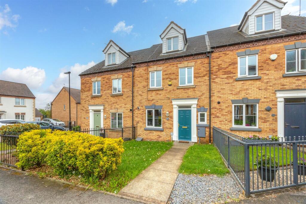 4 bedroom terraced house for sale in Gleadless View, Gleadless