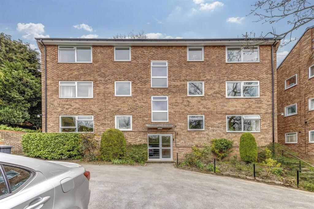 Main image of property: 8 Queen Victoria Road, Sheffield