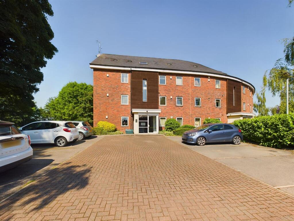 Main image of property: Apt 46 Dale Park, 2 The Dale, Woodseats, Sheffield, S8 0PW