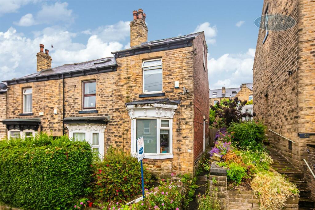 4 bedroom terraced house for sale in Mona Road, Crookes, S10