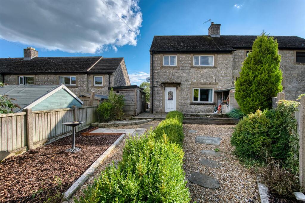 Main image of property: New Close, Eyam, Hope Valley