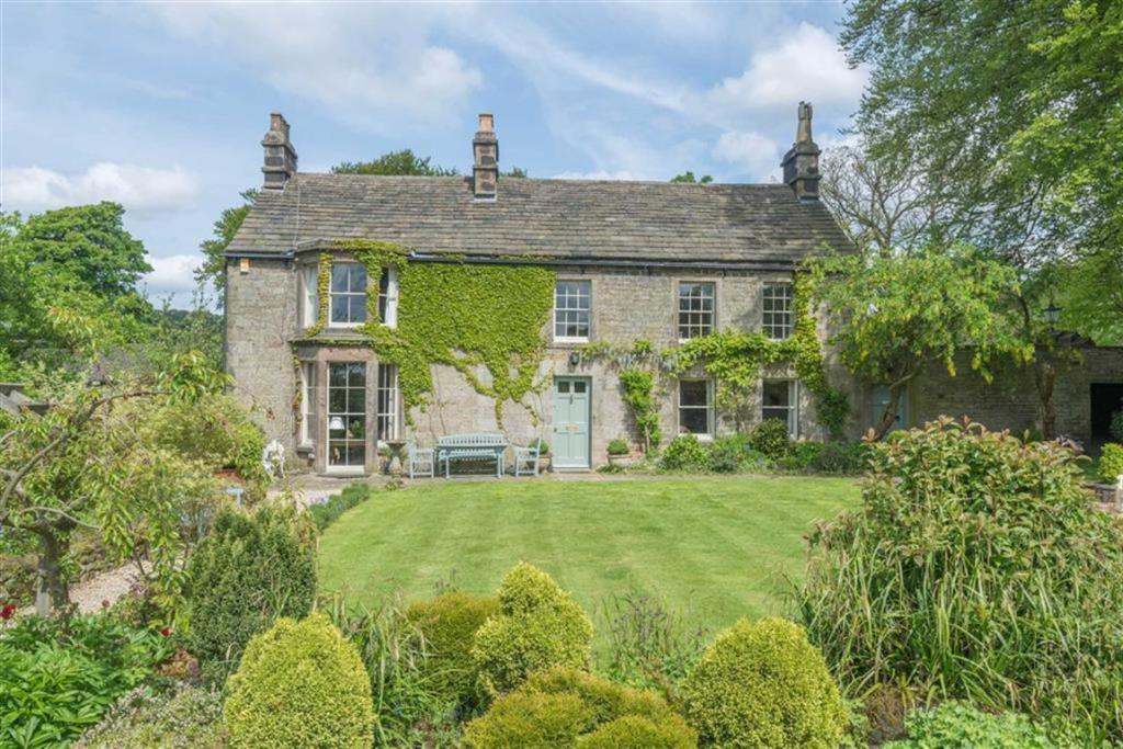 6 bedroom detached house for sale in The Old Vicarage, Church Bank ...