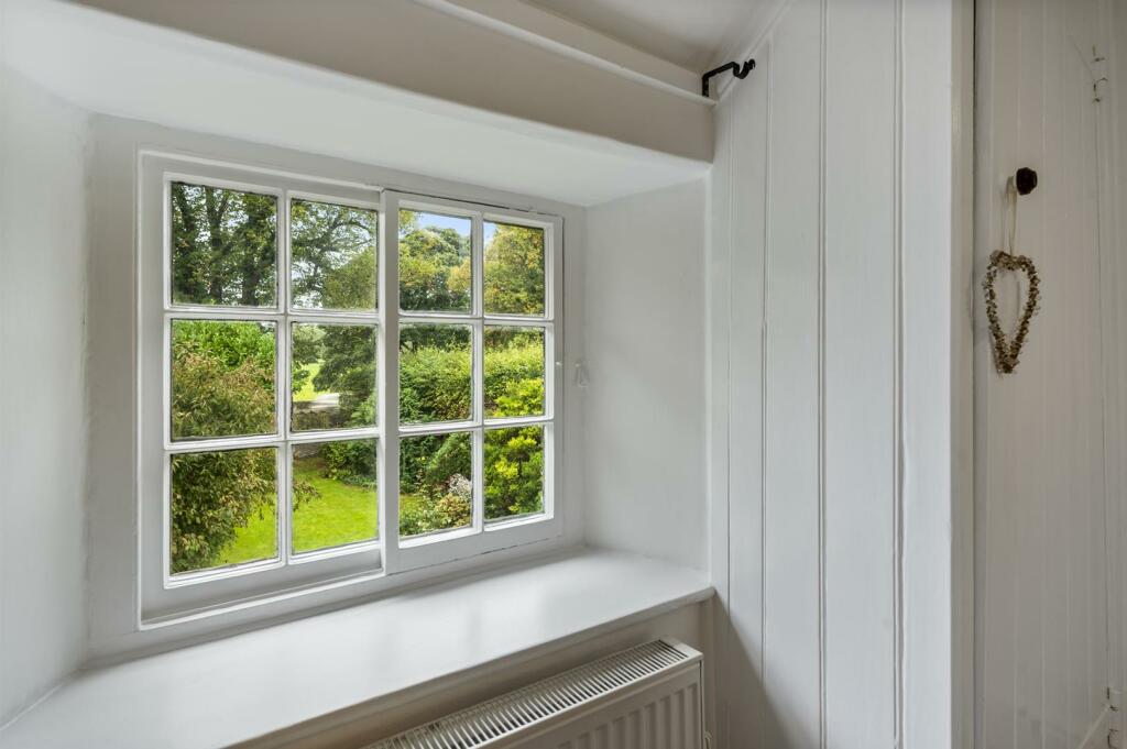 Additional property image - Baslow Road, Bakewell