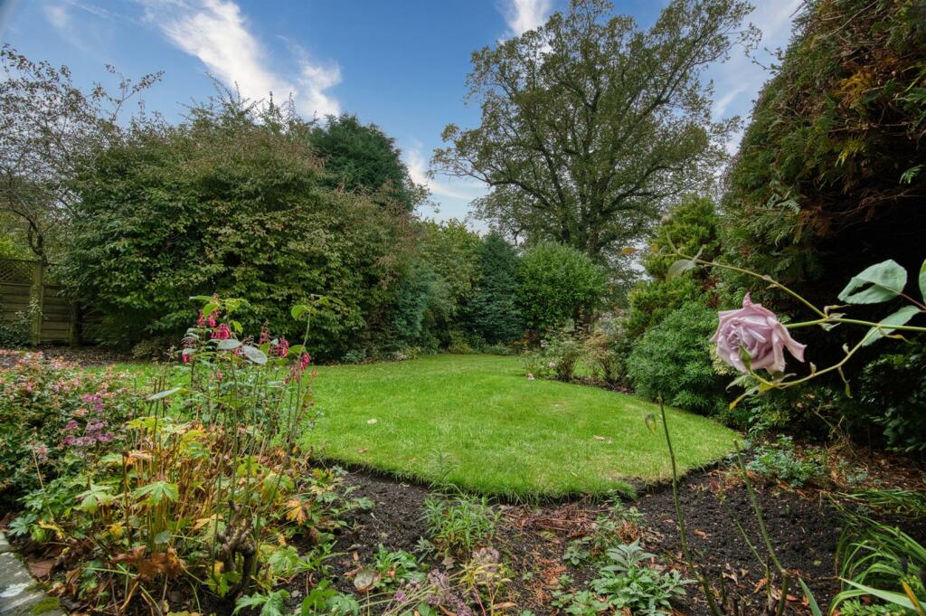 Additional property image - Baslow Road, Bakewell