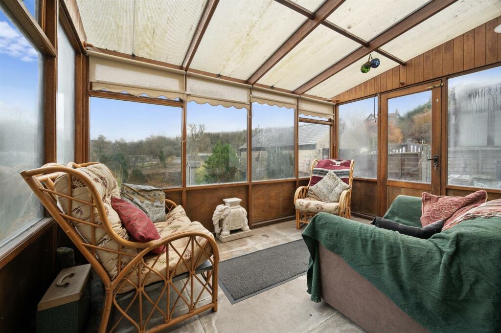 Additional property image - Lakeside, Bakewell
