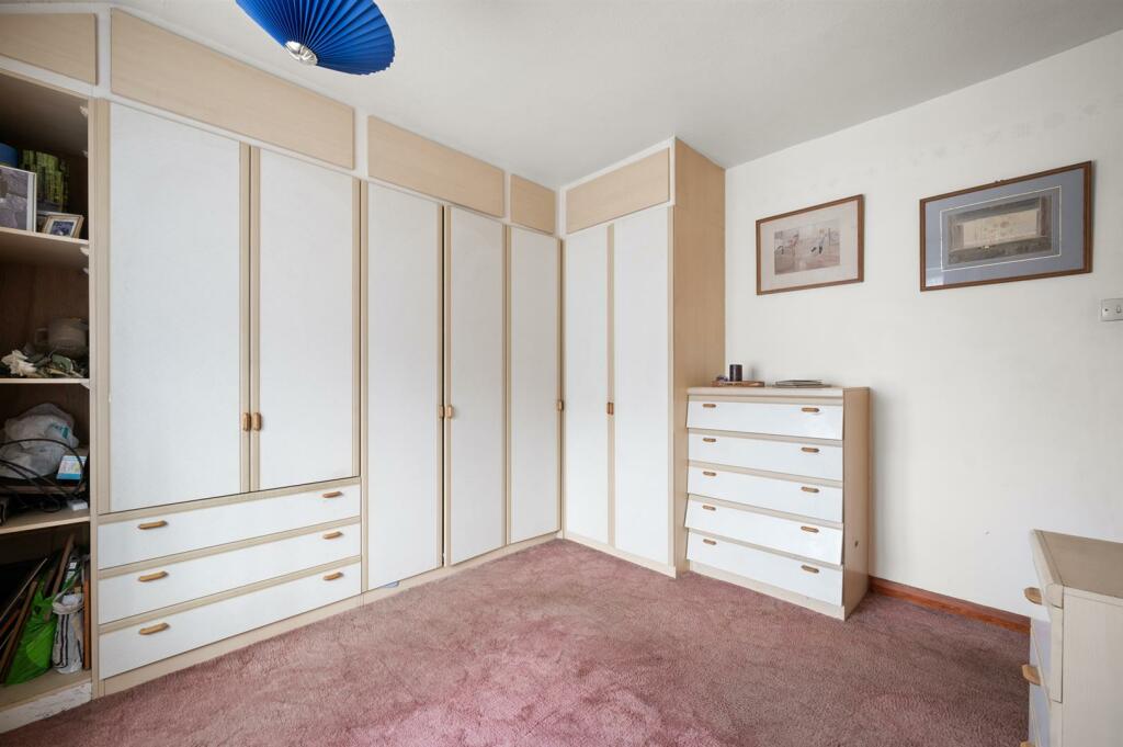 Additional property image - Lakeside, Bakewell