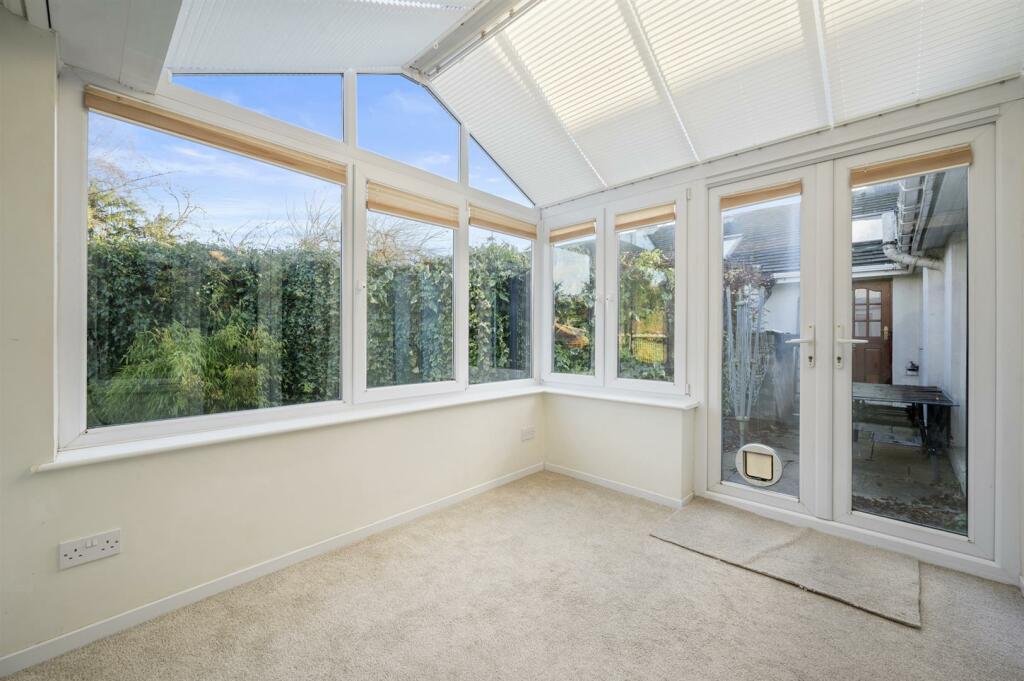 Additional property image - Burton Close Drive, Haddon Road, Bakewell