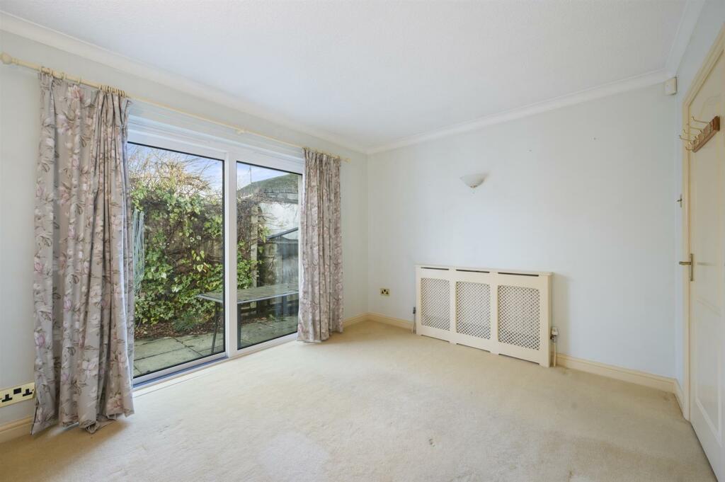 Additional property image - Burton Close Drive, Haddon Road, Bakewell