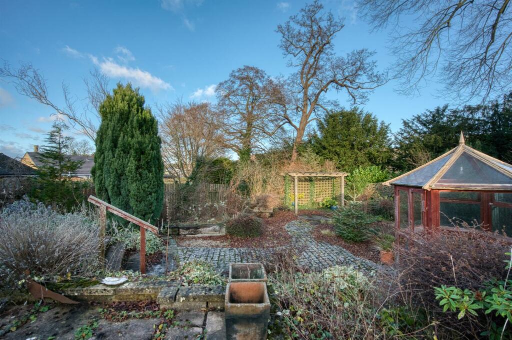 Additional property image - Burton Close Drive, Haddon Road, Bakewell