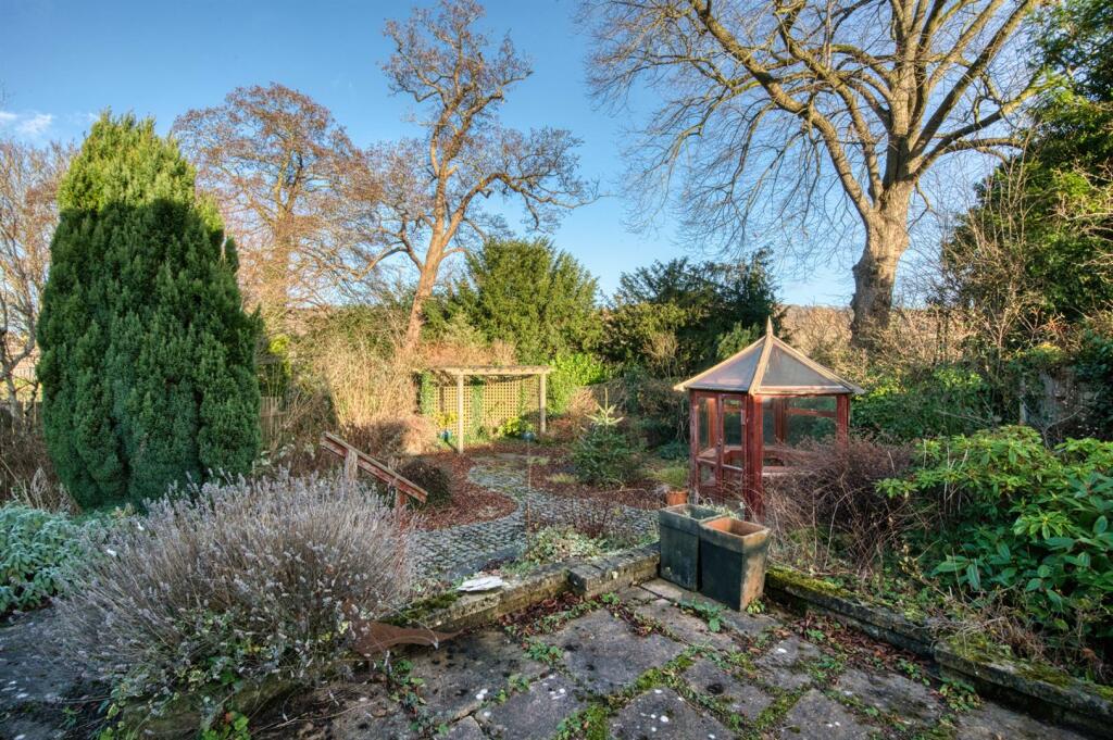 Additional property image - Burton Close Drive, Haddon Road, Bakewell