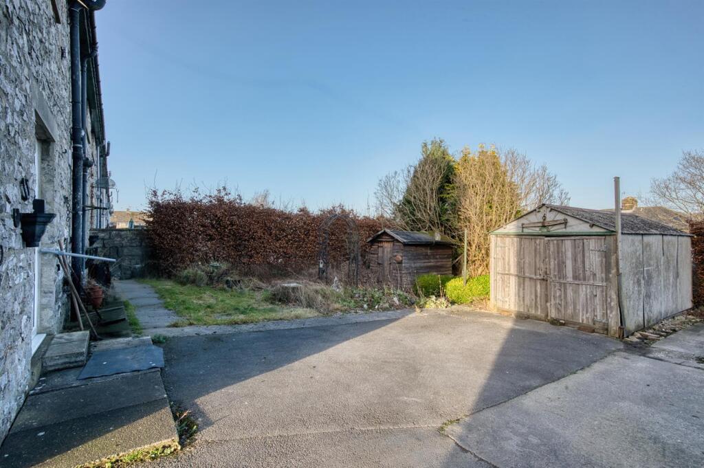 Additional property image - Stoney Close, Bakewell