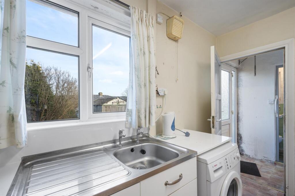 Additional property image - Stoney Close, Bakewell