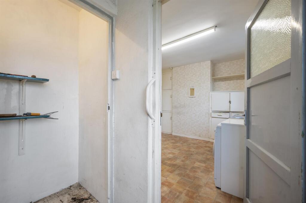Additional property image - Stoney Close, Bakewell