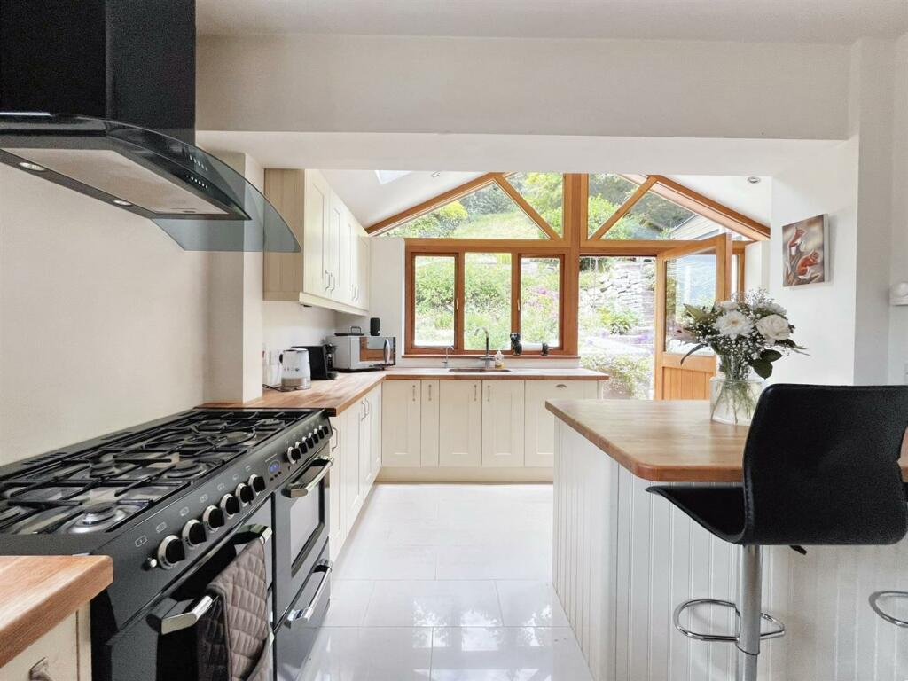 Additional property image - Coombend, Radstock