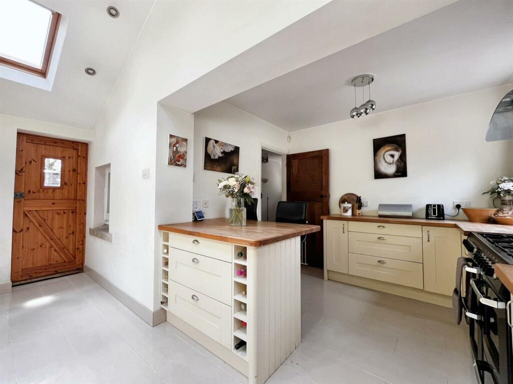 Additional property image - Coombend, Radstock