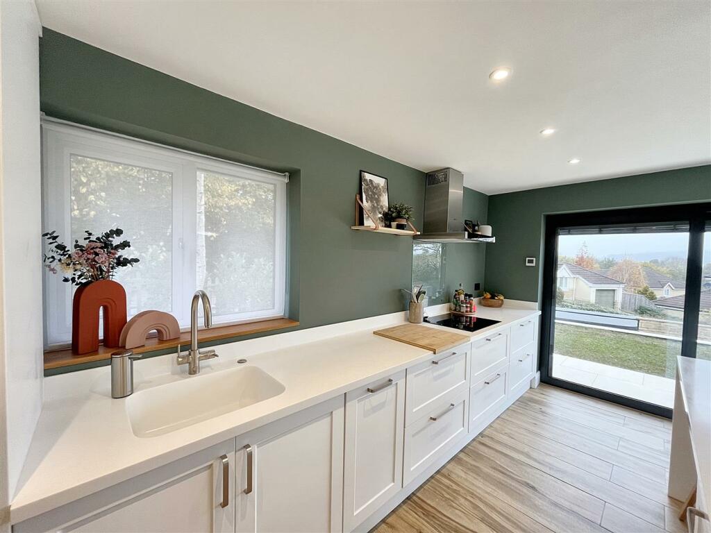 Additional property image - Cotswold View, Bath