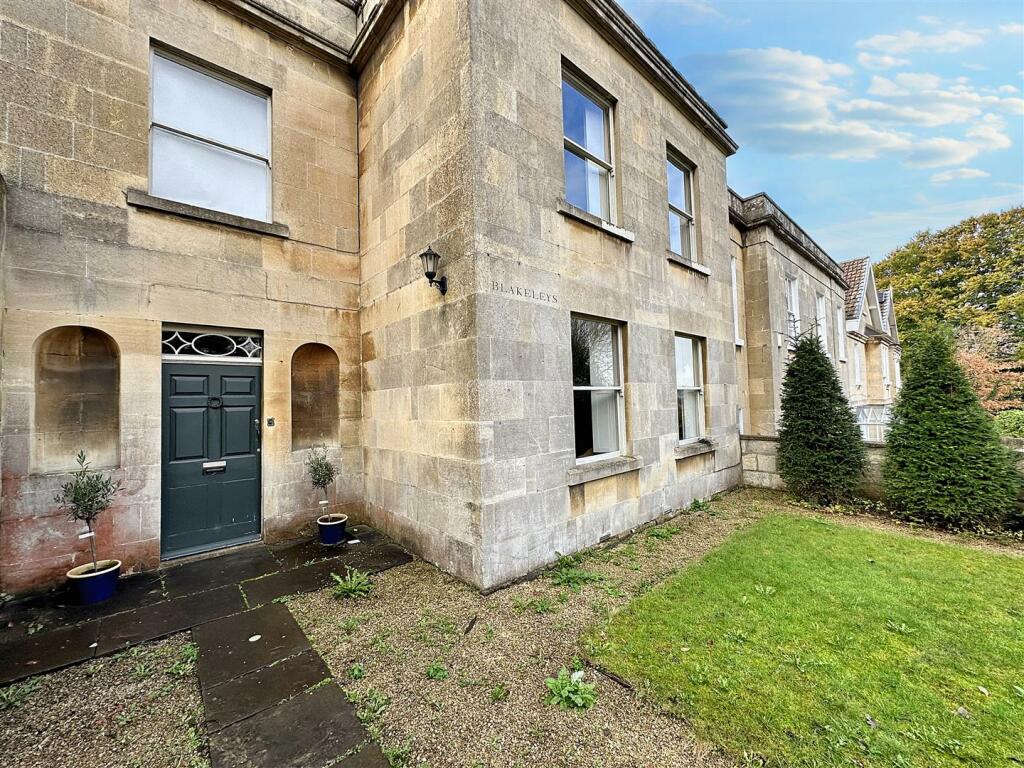 Additional property image - Beechen Cliff Road, Bath