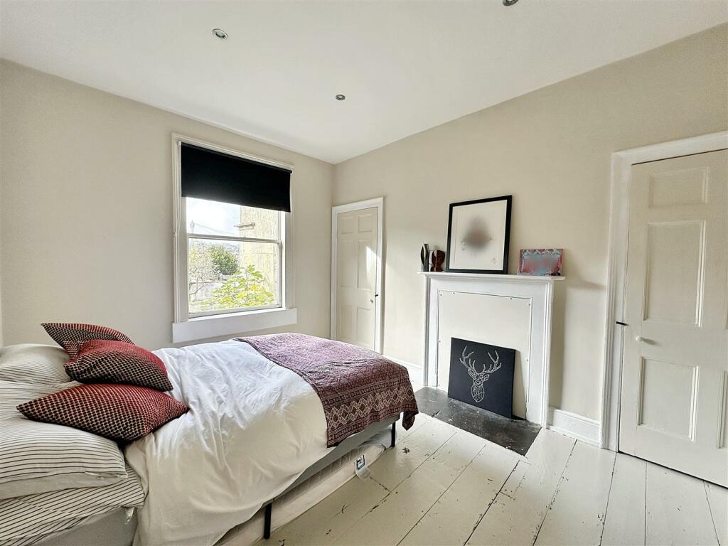Additional property image - Beechen Cliff Road, Bath