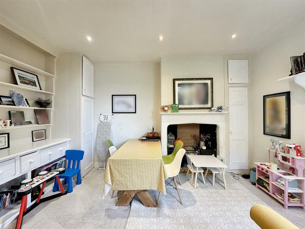 Additional property image - Beechen Cliff Road, Bath