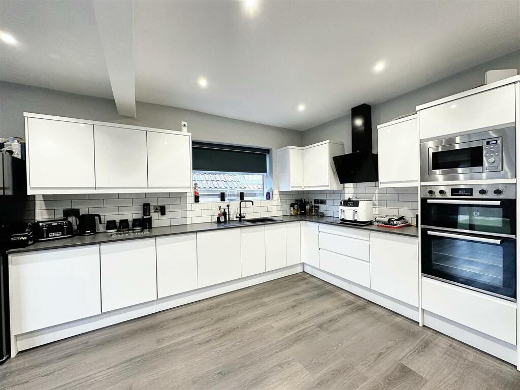 Additional property image - The Hollow, Bath
