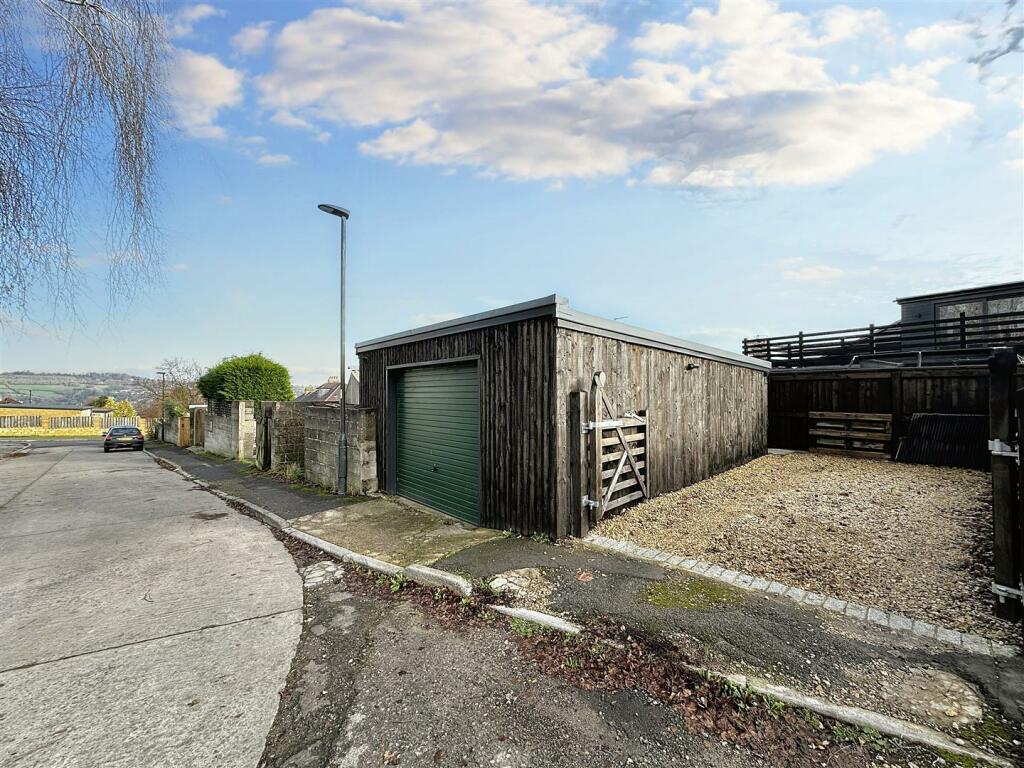 Additional property image - The Hollow, Bath