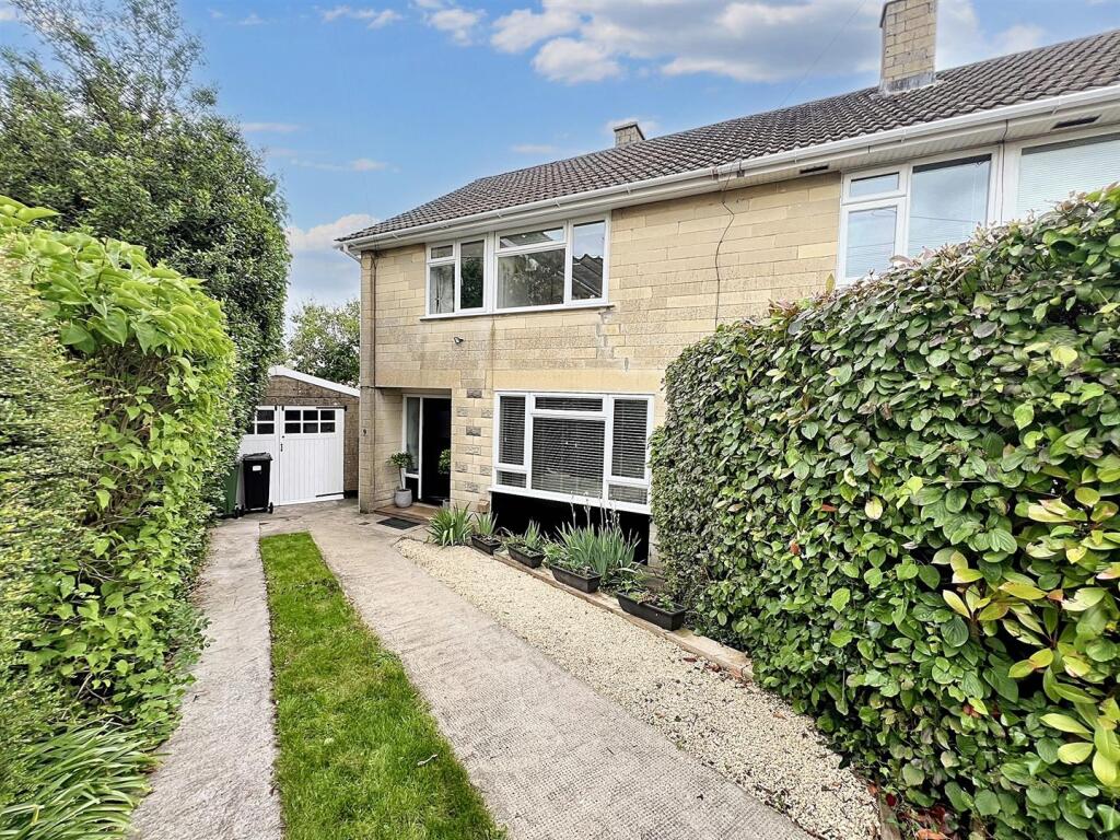 Main image of property: Lytton Gardens, Bath