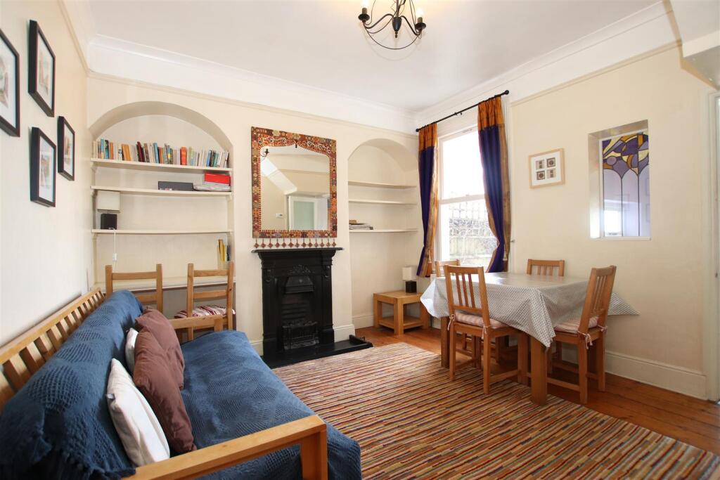 Main image of property: Park Avenue, BA2 4QD