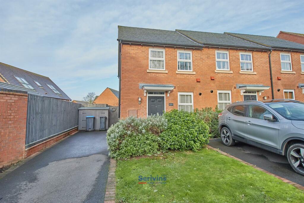 2 bedroom semidetached house for sale in Craigowan Close, Burbage