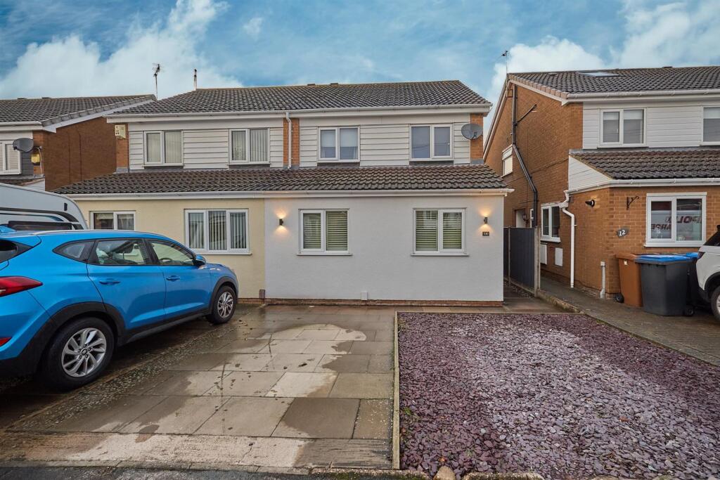 Main image of property: Squires Green, Burbage, Hinckley