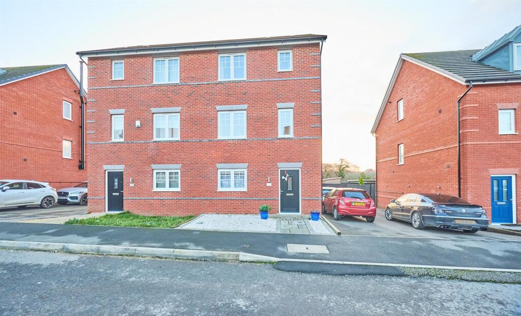 Main image of property: Notleyfield Close, Earl Shilton, Leicester
