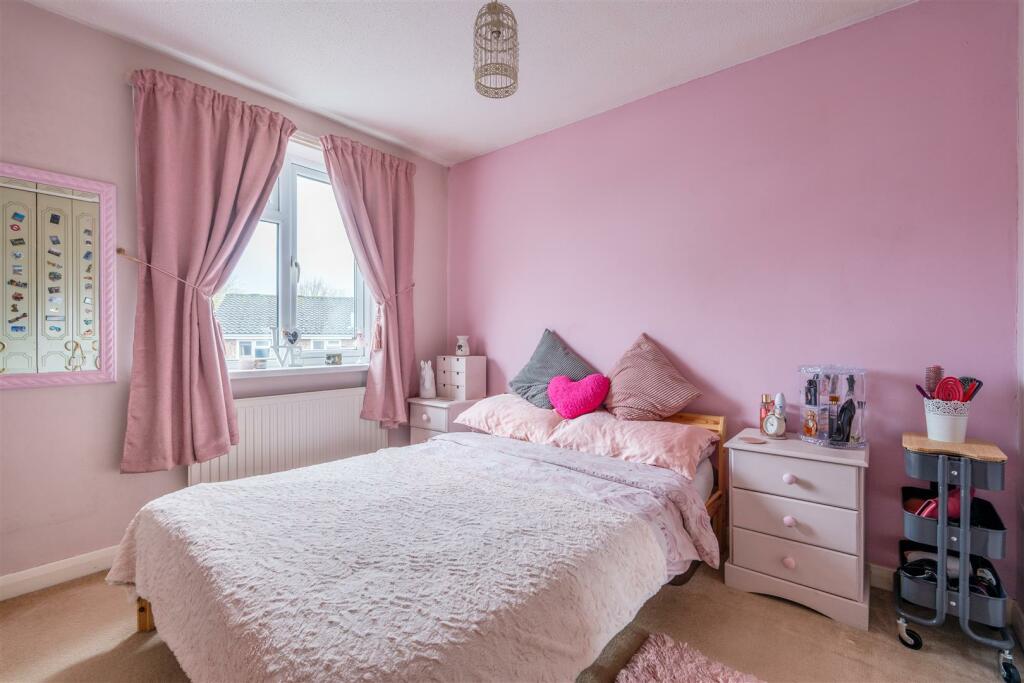 Additional property image - Taynton Close, Bitton, Bristol