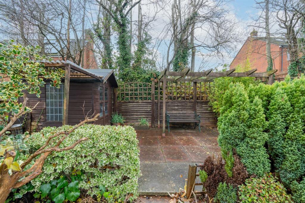 Additional property image - Taynton Close, Bitton, Bristol