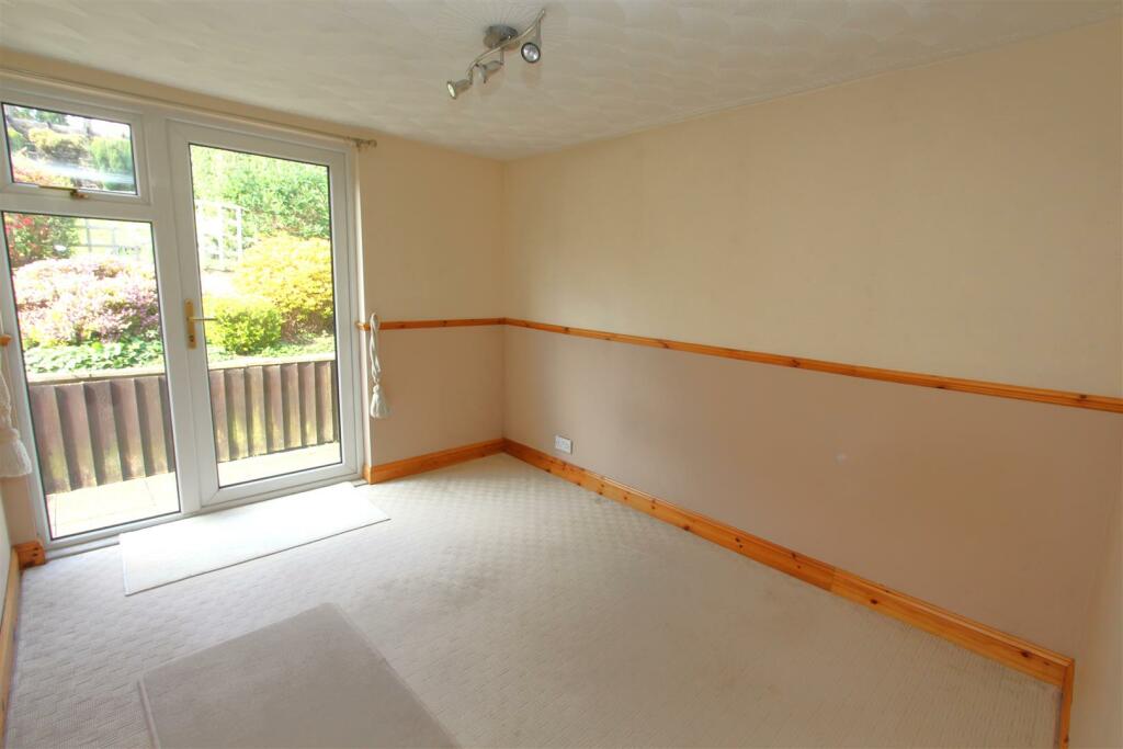 Additional property image - Taynton Close, Bitton, Bristol