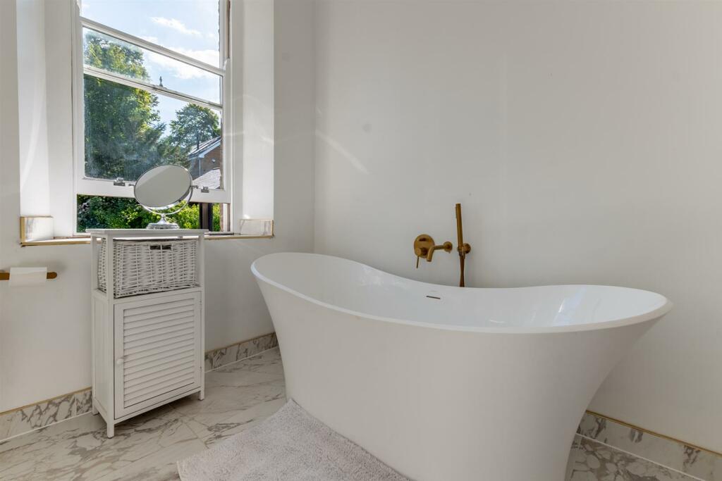 Additional property image - Bristol Road, Keynsham, Bristol