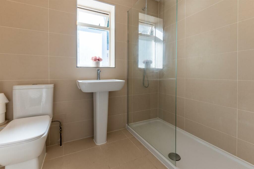 Additional property image - Bristol Road, Keynsham, Bristol