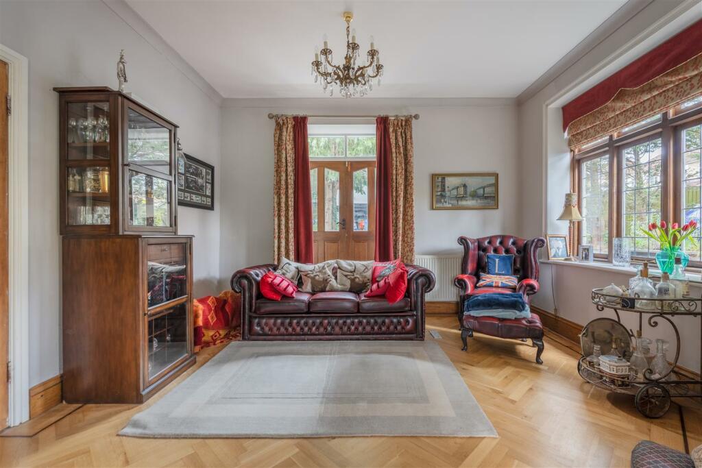 Additional property image - London Road, Warmley, Bristol