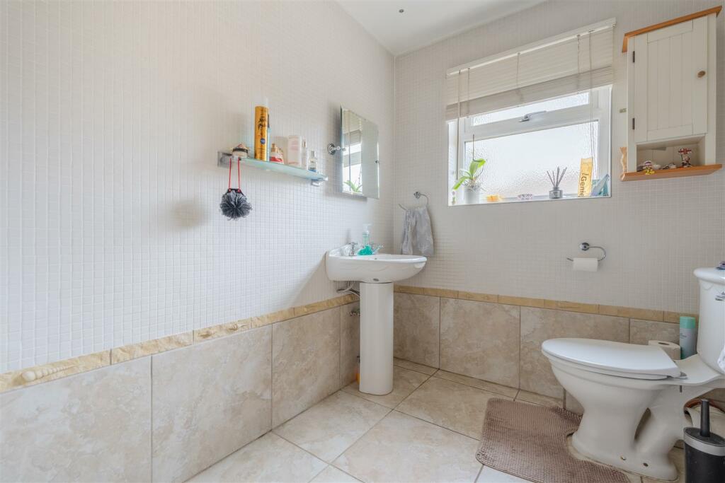 Additional property image - London Road, Warmley, Bristol