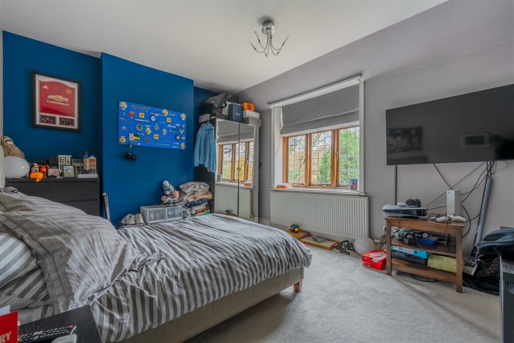 Additional property image - London Road, Warmley, Bristol