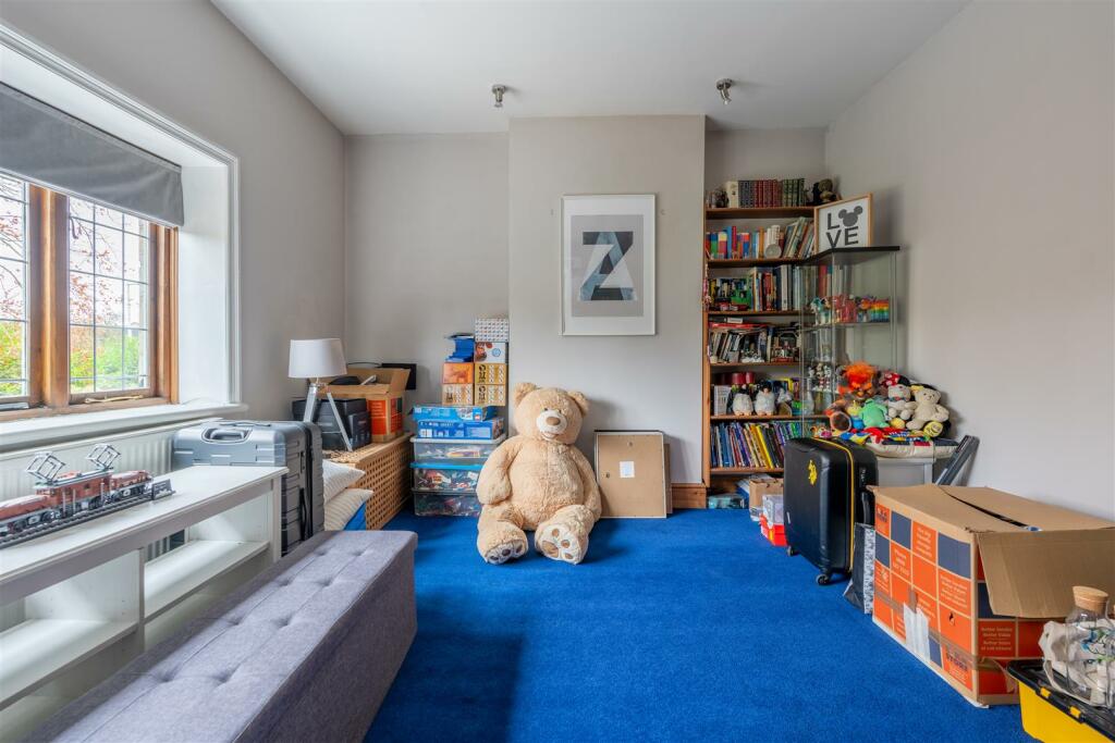 Additional property image - London Road, Warmley, Bristol