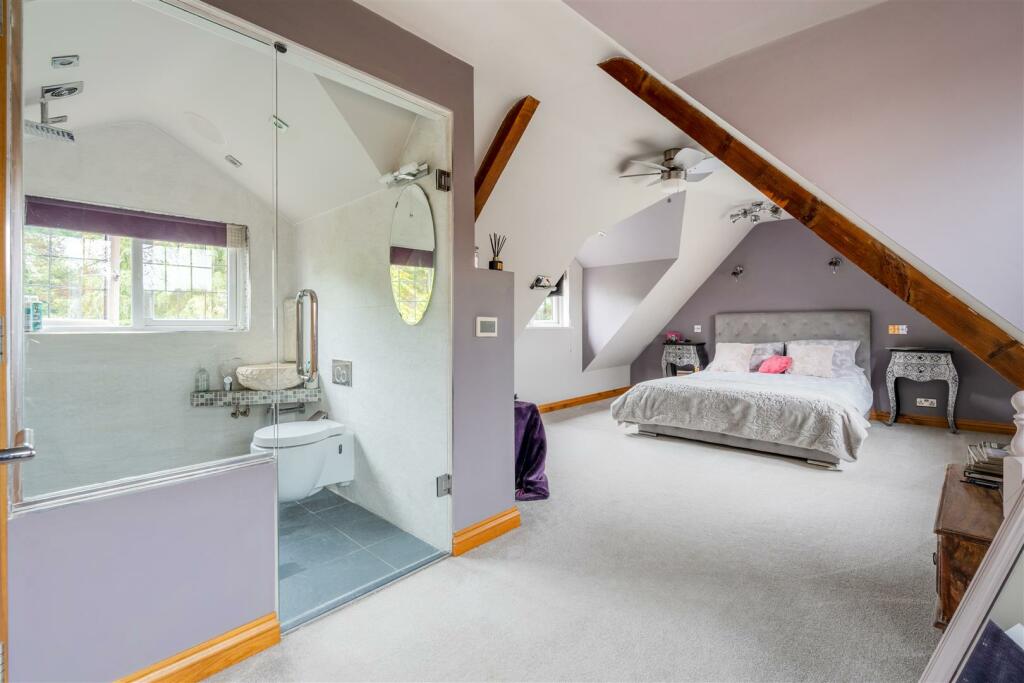Additional property image - London Road, Warmley, Bristol