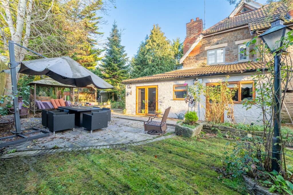 Additional property image - London Road, Warmley, Bristol