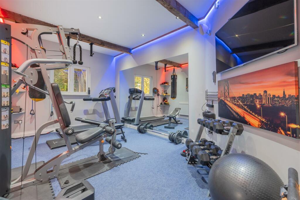 Additional property image - London Road, Warmley, Bristol