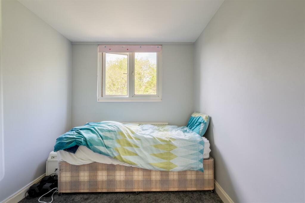 Additional property image - School Road, Oldland Common, Bristol