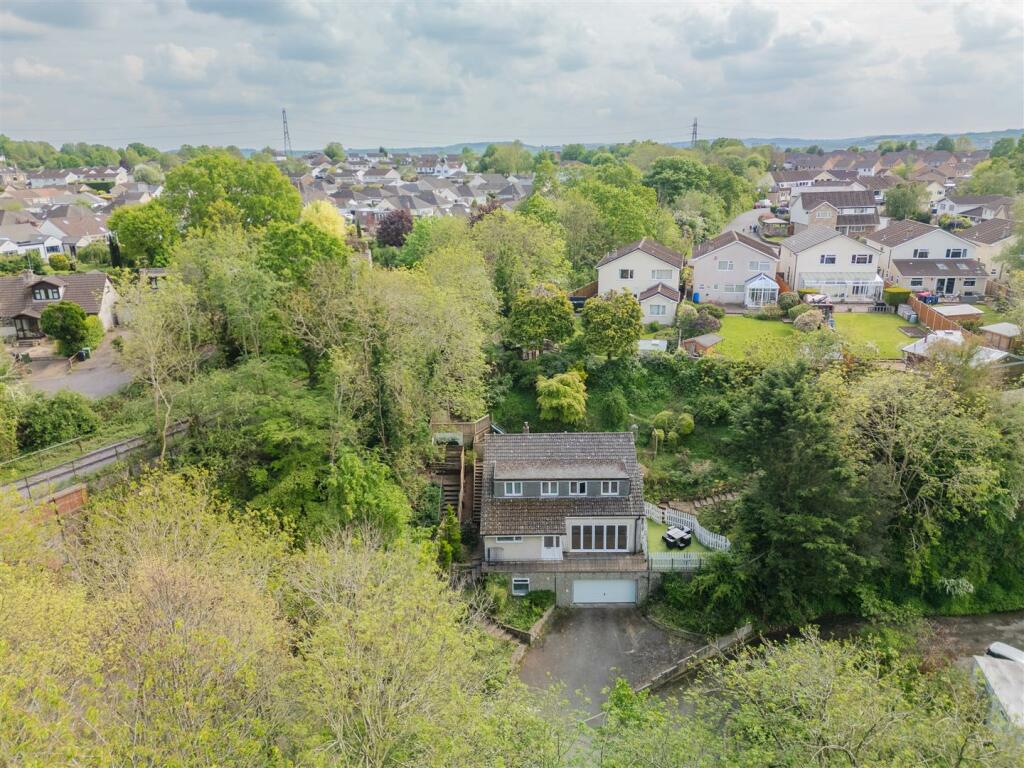 Additional property image - School Road, Oldland Common, Bristol