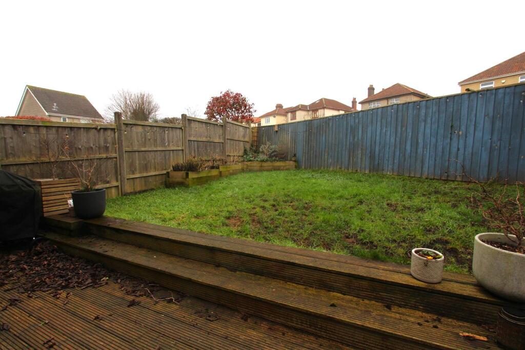 Additional property image - Hale Close, Hanham, Bristol